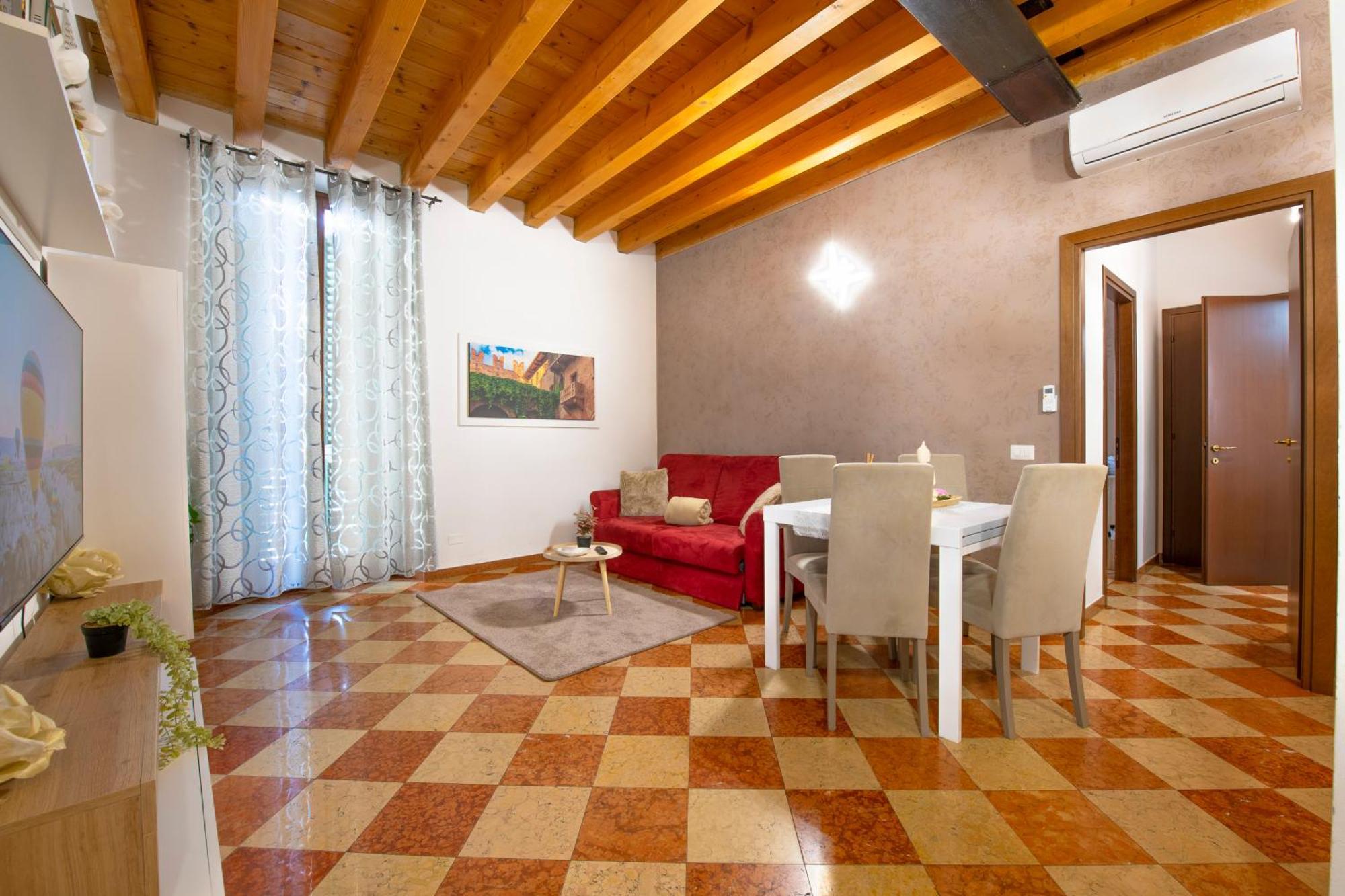 Palace Home Mazzini Verona Center Exteriér fotografie