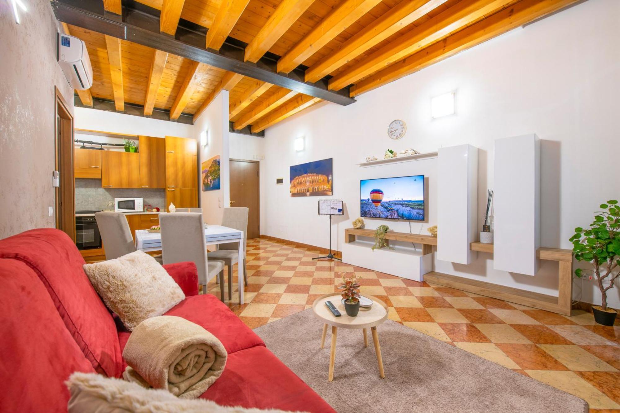 Palace Home Mazzini Verona Center Exteriér fotografie