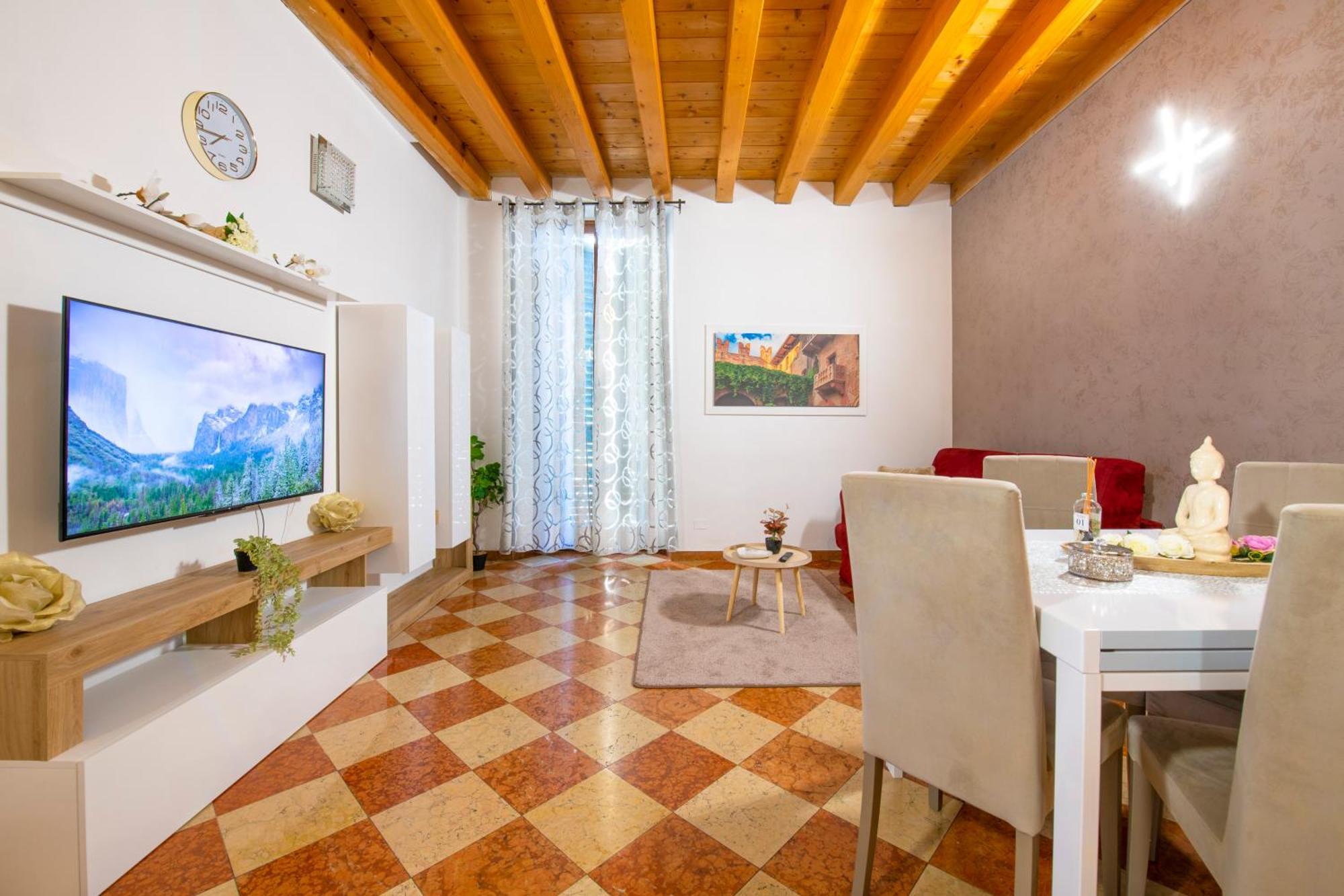 Palace Home Mazzini Verona Center Exteriér fotografie